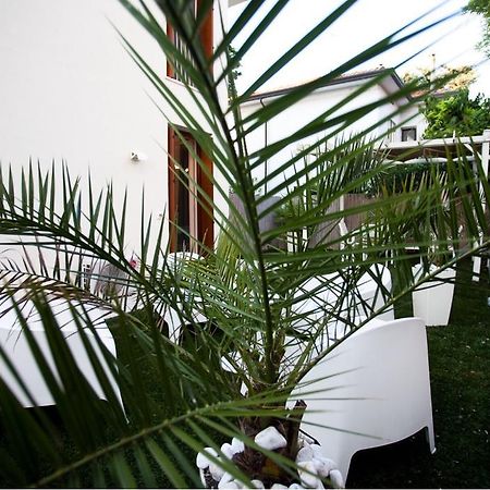 Casa Mia Apartment Десенцано дел Гарда Екстериор снимка